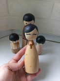 اکسسوری چوبی نوزاد مدل خانواده ۴ نفره