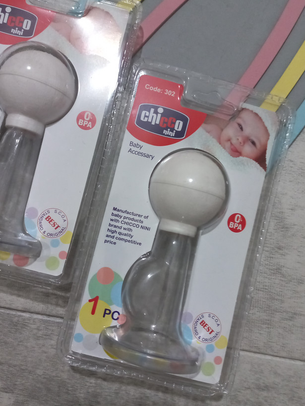شیردوش دستی برند chicco